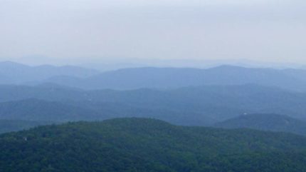 blue ridge parkway view of the Blue Ridge Mountains.