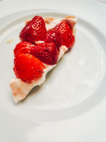Strawberry tart cream cheese filling