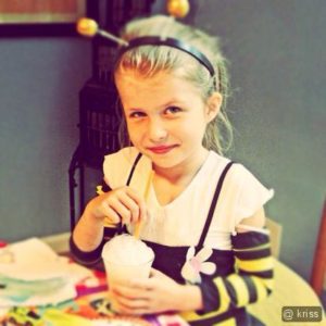 Banana smoothie with honey