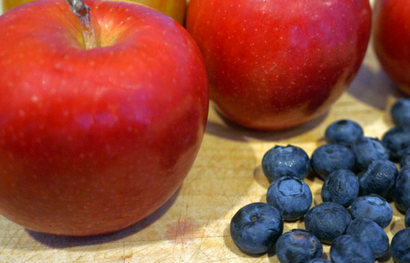 apple blueberries