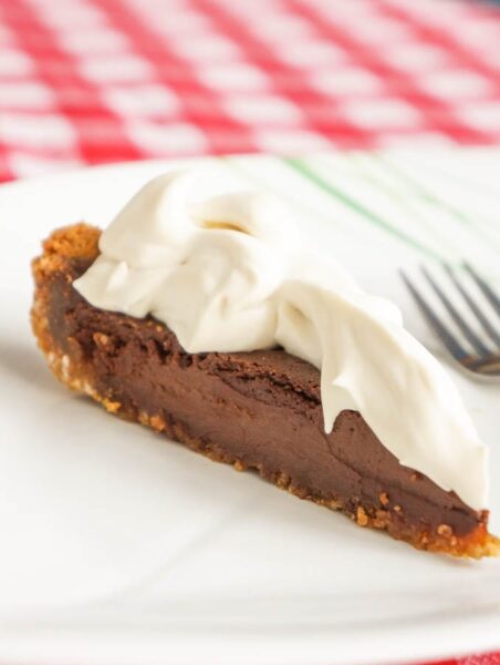 Delicious chocolate malt pie