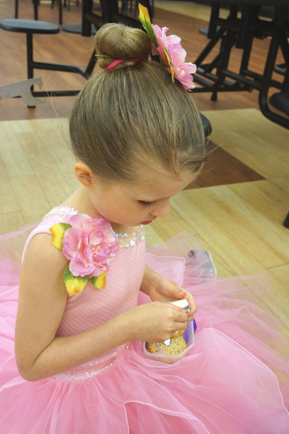 Luce in ballet show costume