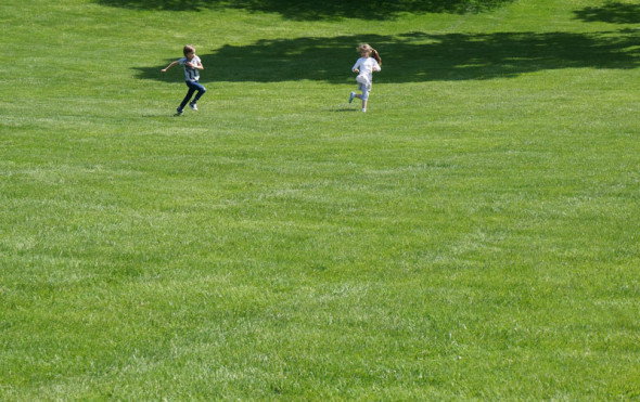 Luce Theo running down hill