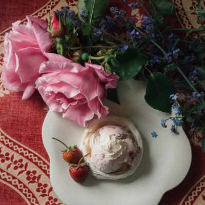 A celebration with meringue nests and strawberry ice cream