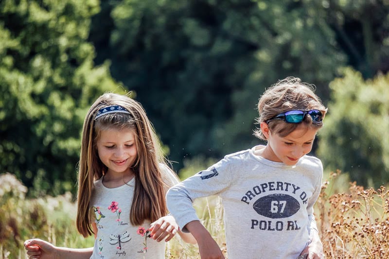 Luce and Theo in meadow