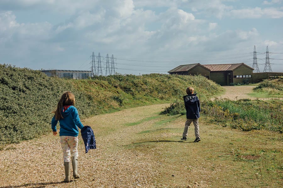 Bird hide and kids RSPB Dungeness