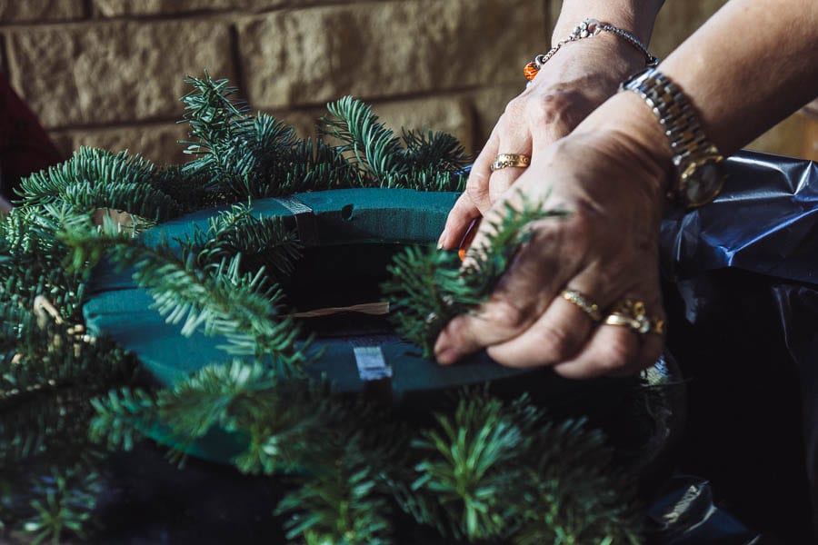 Christmas wreath ring demonstration