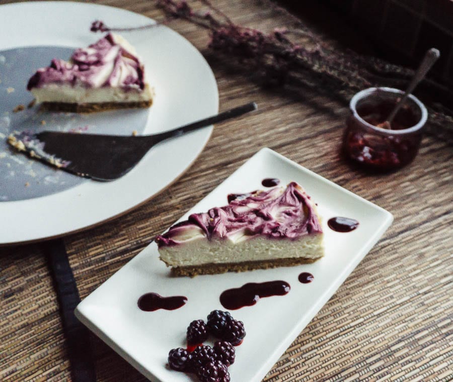 White Chocolate Cheesecake with Blackberries recipe