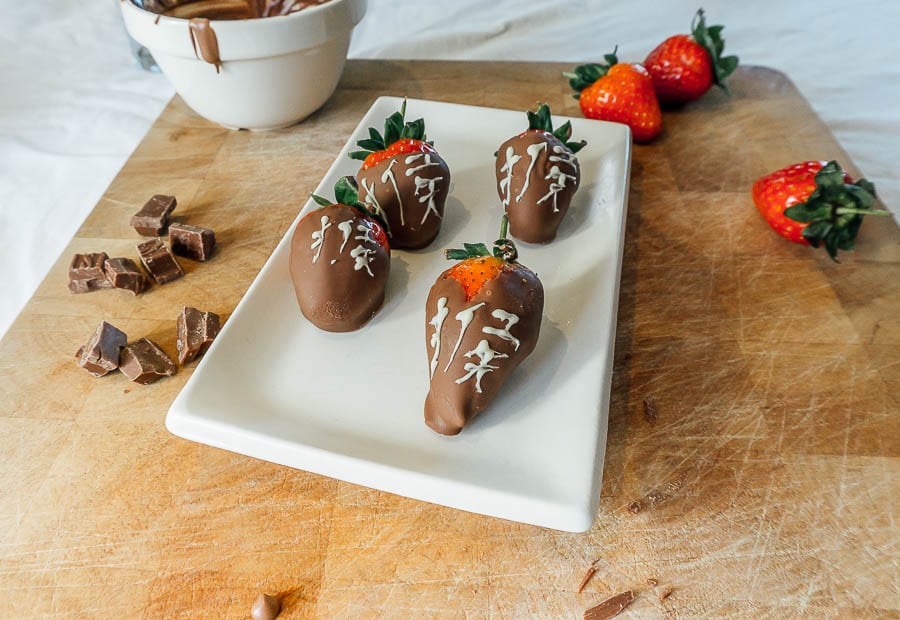 Chocolate Dipped Strawberries with white chocolate