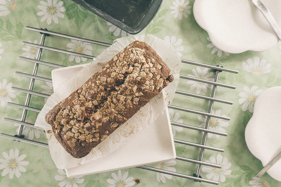 Banana bread white chocolate crust recipe