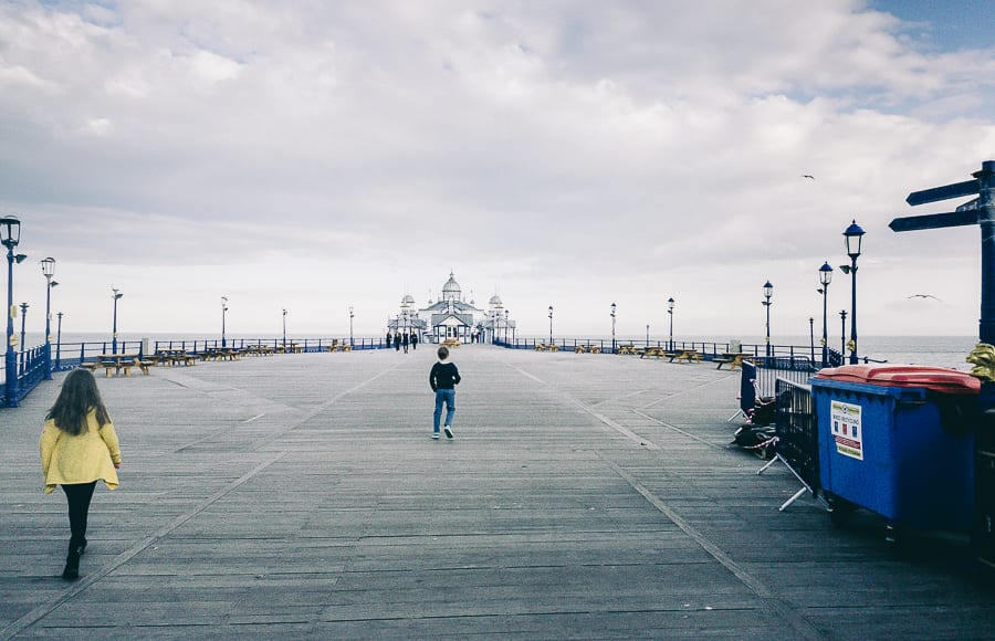 Twins at the pier 1