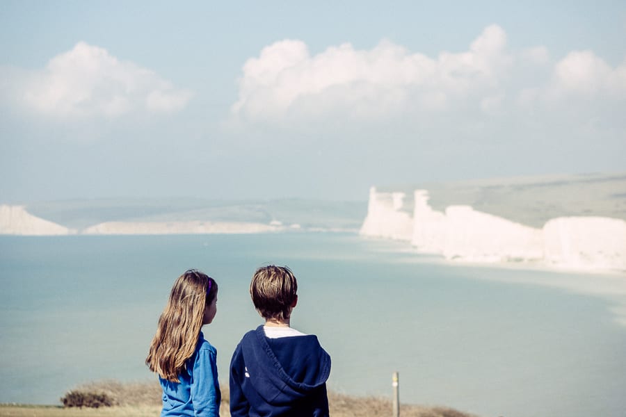 Walk with a view and children