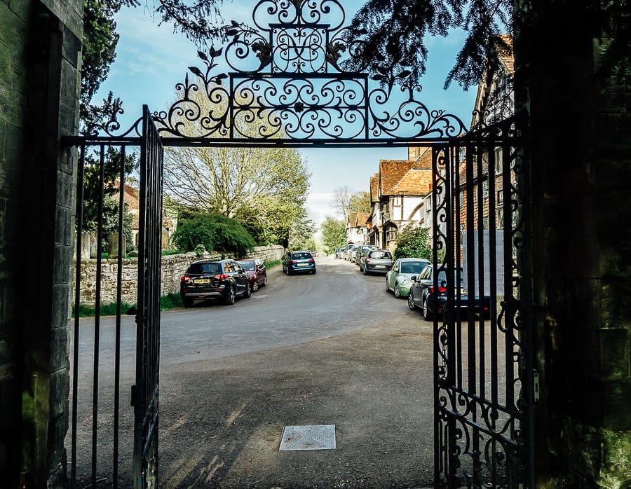 Chiddingstone Castle high street gate