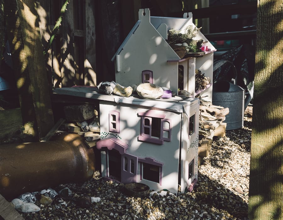 Dollhouse bug hedgehog hotel