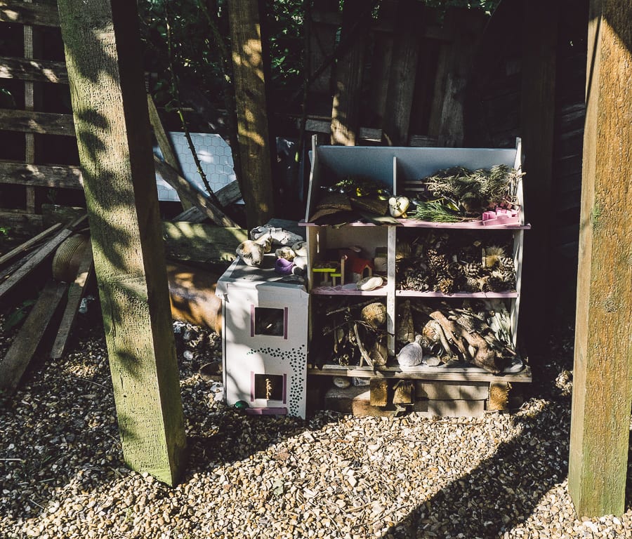 Dollhouse for bugs and hedgehogs